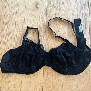 Lively Black Lace Bra with Underwire Support